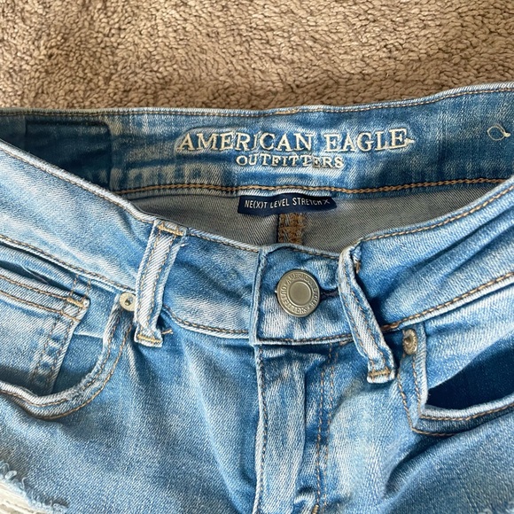 American Eagle High-Waisted Jean Shorts - Picture 3 of 4